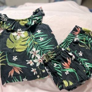 Carter - Girl’s Size 24 M - 2 Piece Off Black faded look- Tropical Short Set.